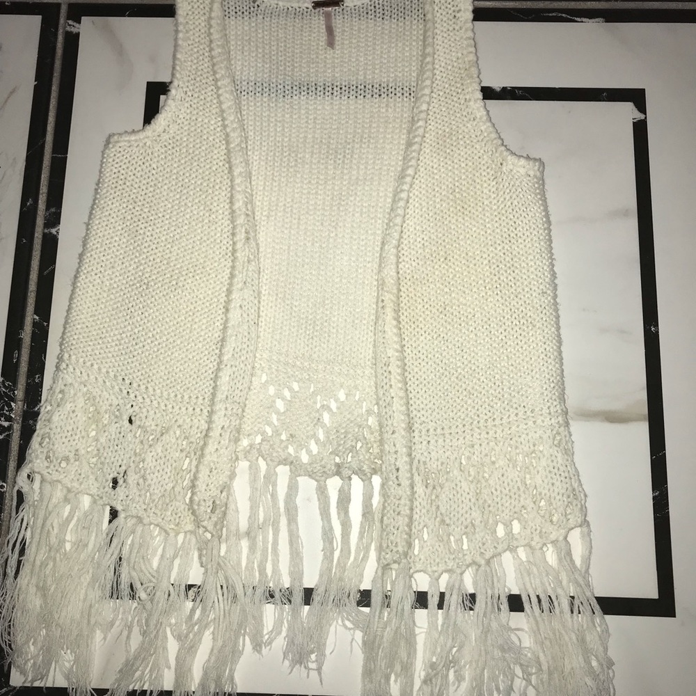 White Yarn Vest